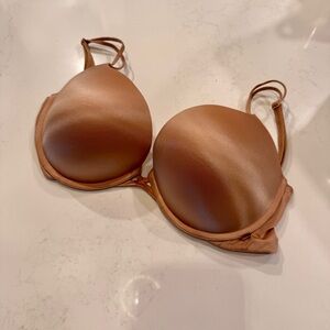 Victoria’s Secret Very Sexy Push-Up bra 34DDD